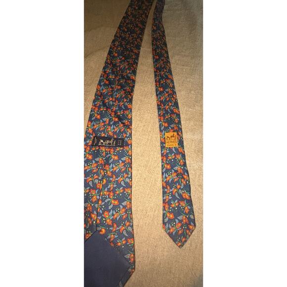 Hermes Paris Silk Tie Blue Floral Butterfly Pattern Made in France - Picture 2 of 3